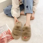 pantoufles en fourrure pour femme