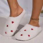 pantoufles femme avec motif coeur