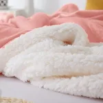 plaid doux en polaire rose avec sherpa