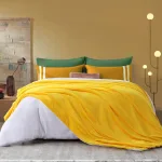 plaid polaire Blandine jaune doublé avec fourrure Sherpa