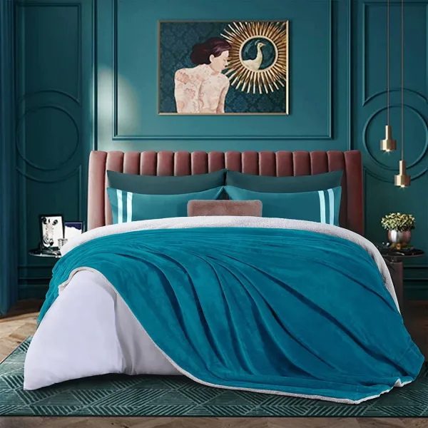 plaid polaire Blandine turquoise doublé avec fourrure sherpa