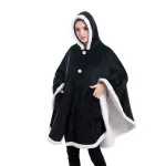 poncho noir à capuche et poches latérales