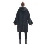 pull plaid noir avec poche centrale