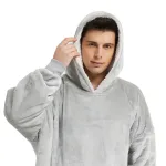 pull polaire avec poche centrale