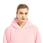 pull polaire avec poche centrale